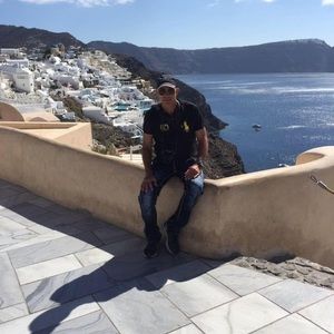 Meet your Posher, Roberto